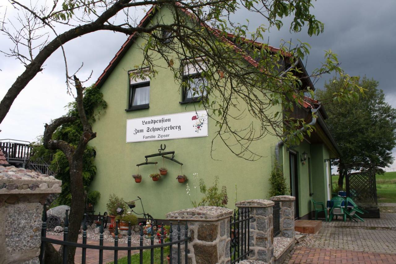Landpension Zum Schweizerberg Neugrimnitz Eksteriør bilde